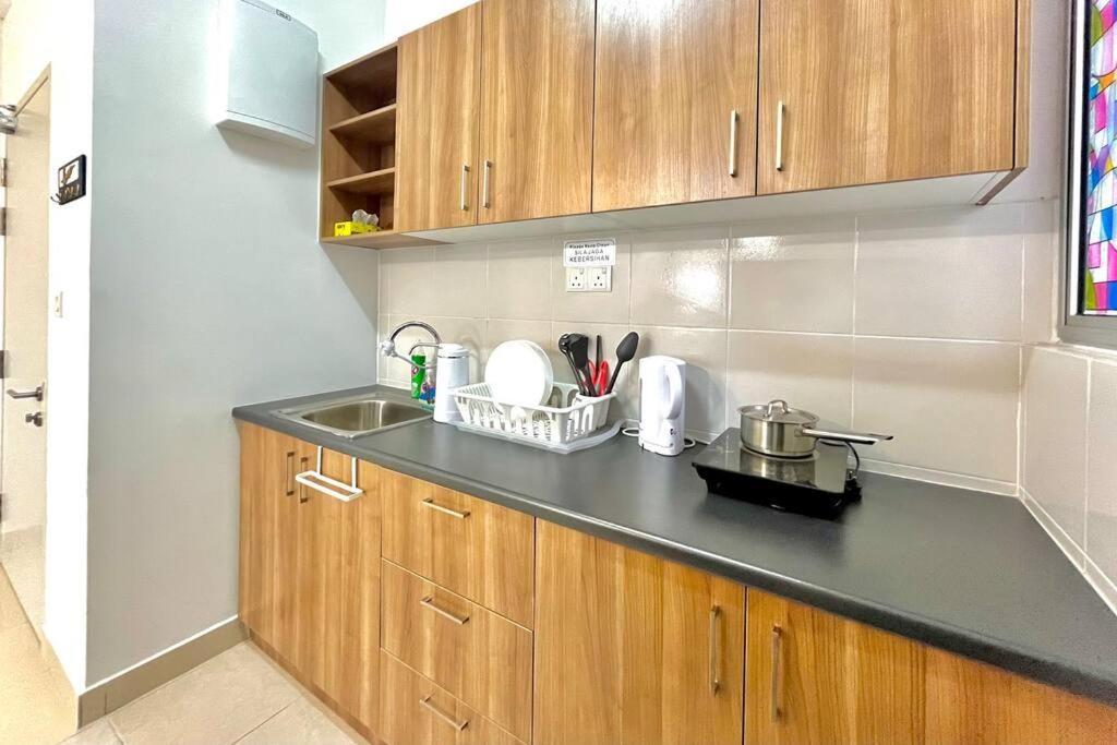 3br Modern Cozy Near Klia * Sepang
